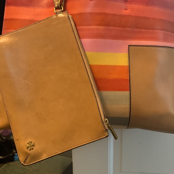 Tory Burch Block-T Degrade Leather Tote - Picture 2 of 3